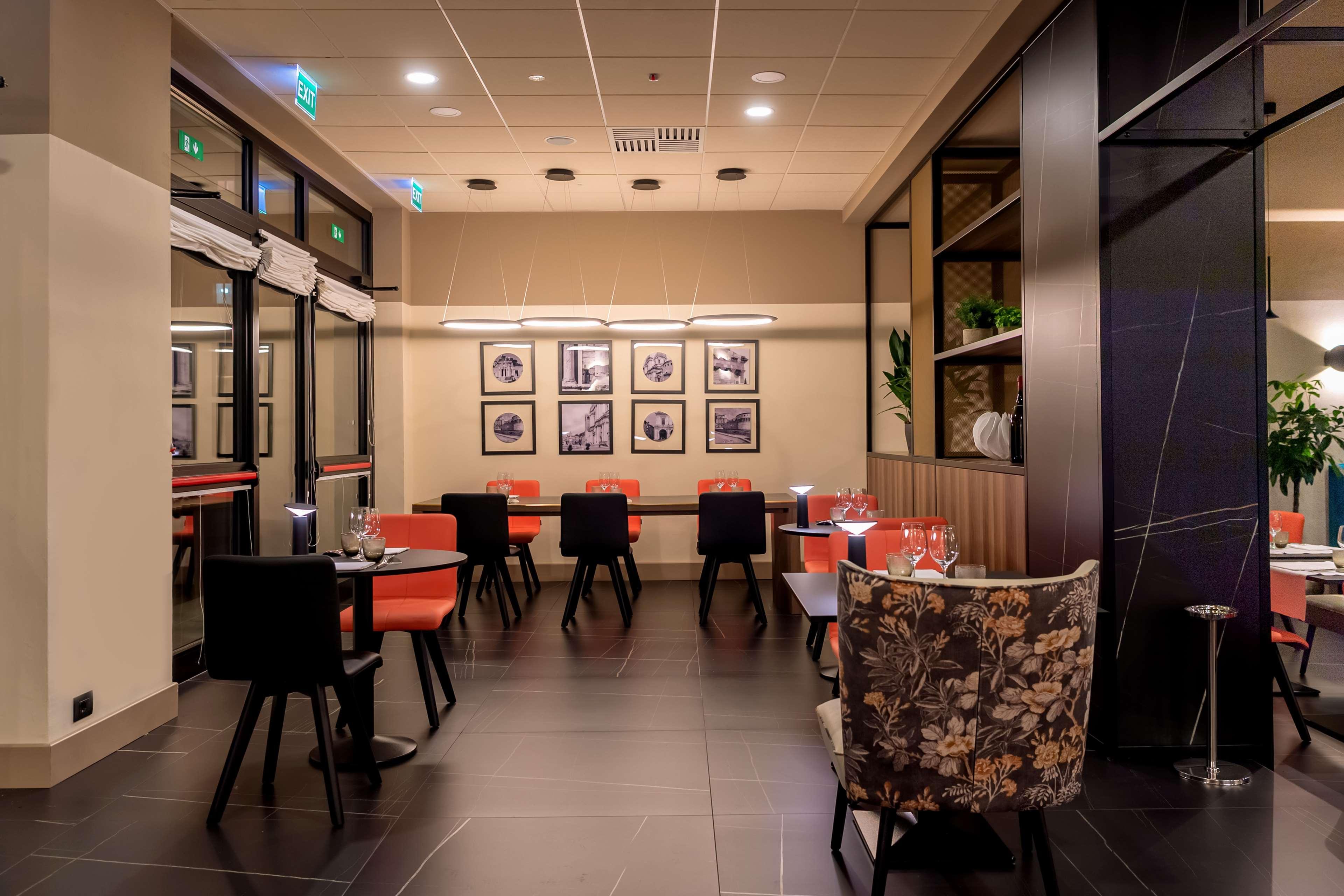 Doubletree By Hilton Brescia Hotel Exterior photo